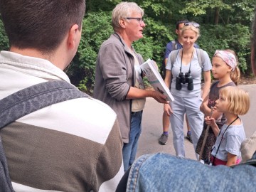 Relacja zdjęciowa z Pikniku Przyrodniczego w Lesie Łagiewnickim – edukacja, integracja i wsparcie charytatywne, 
